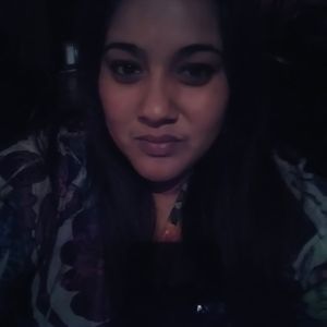 Meet your Posher, Dina